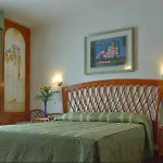 Soraya Hotel 3*