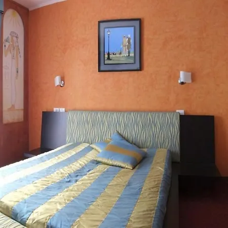 Otel Soraya & 3*