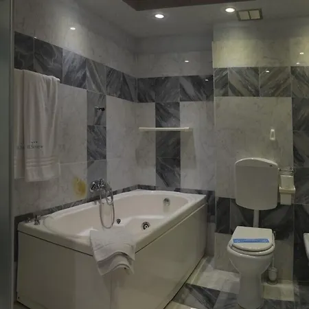 Отель Soraya 3*